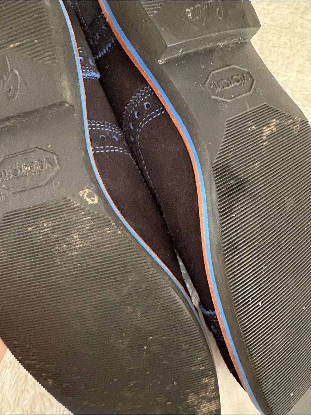 Allen Edmonds gently blue width